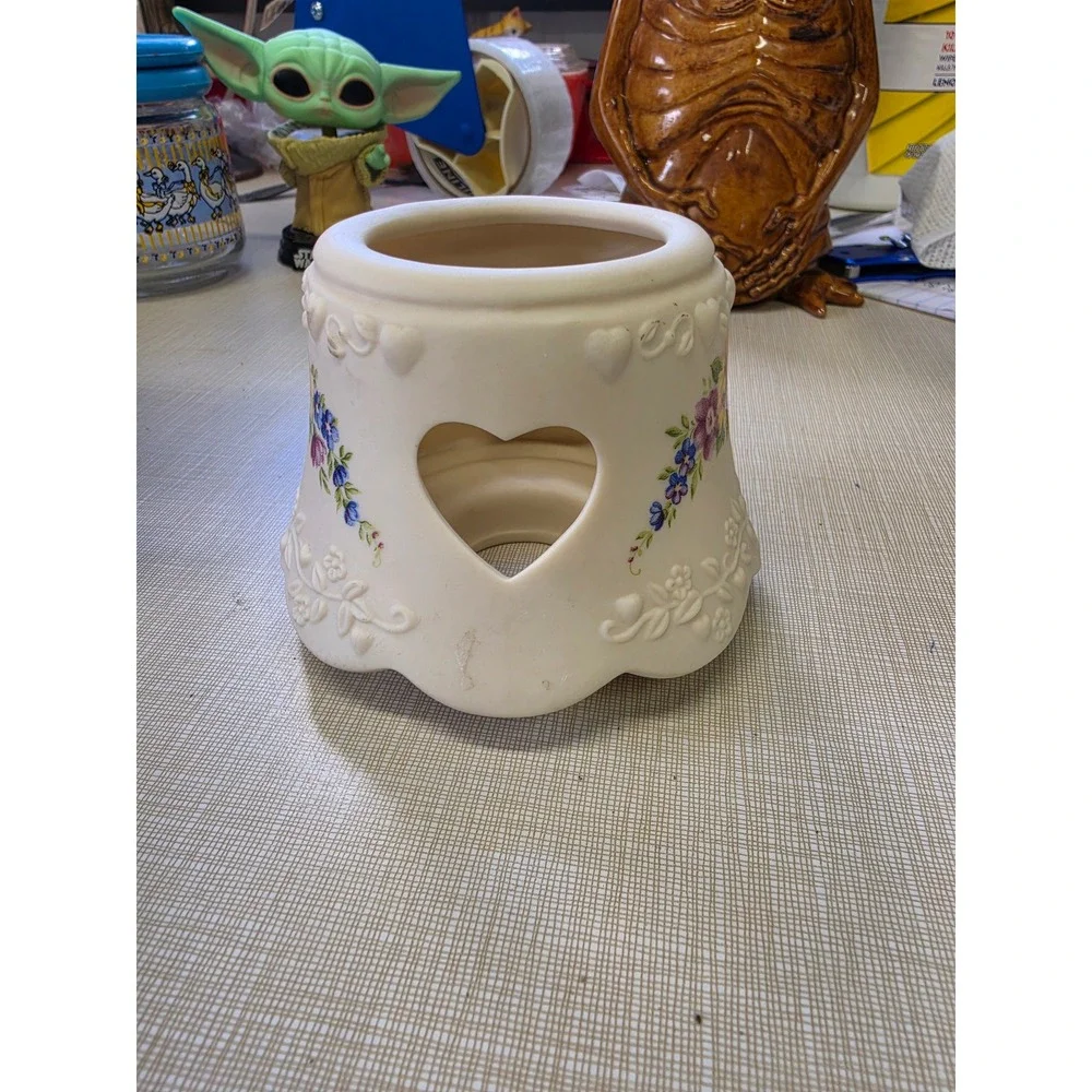 Vintage Floral Ceramic Jar Candle Lampshade Heart Cutout Scalloped Cream Rose